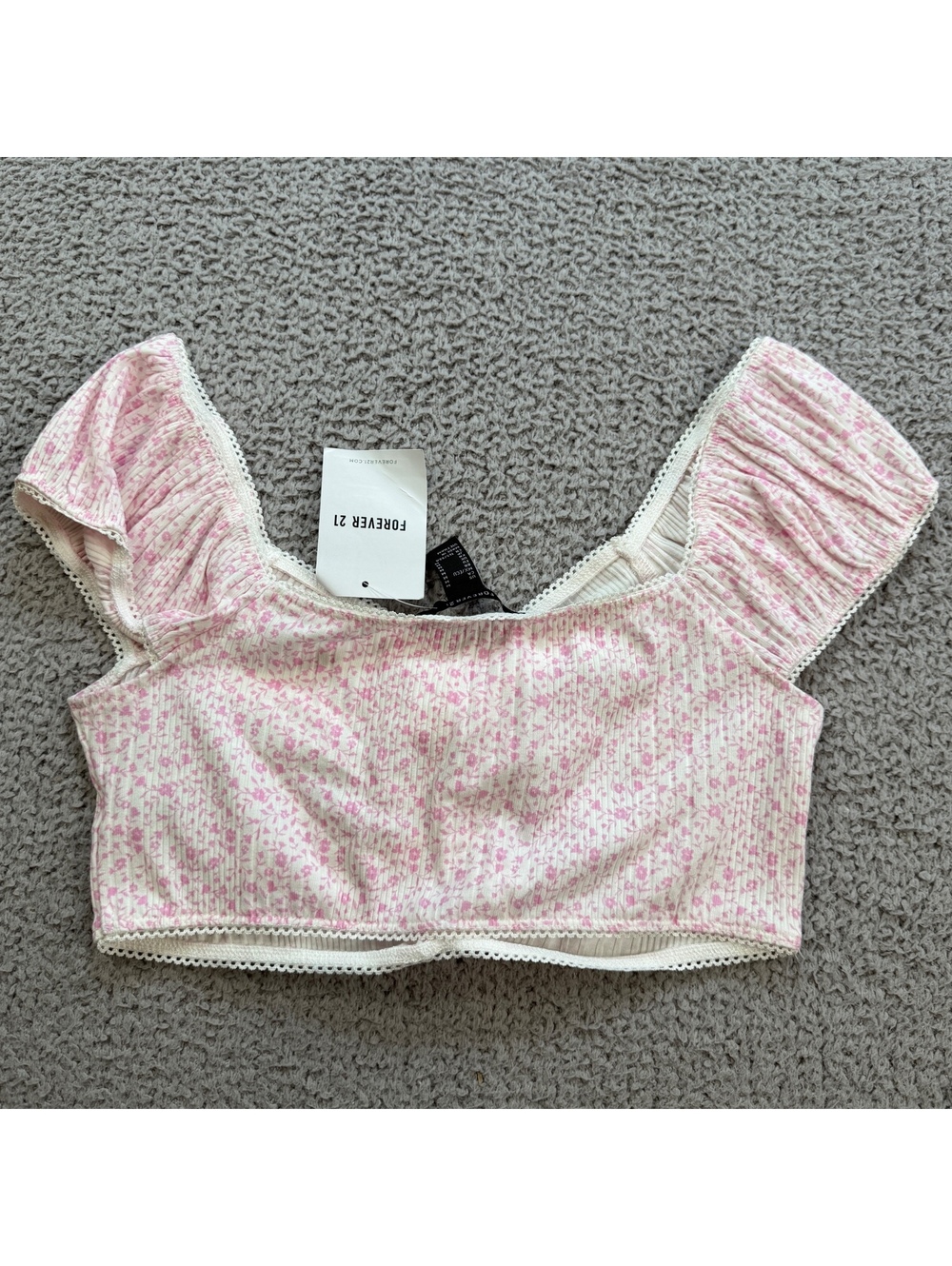 NWT Forever 21 Crop Top M Womens Floral Print Pink White Ruffle Sleeve Knit Puff